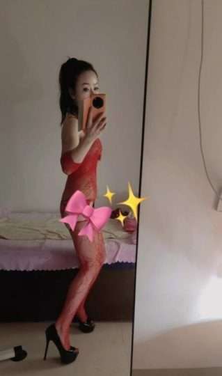 风骚制服少妇-91茶馆