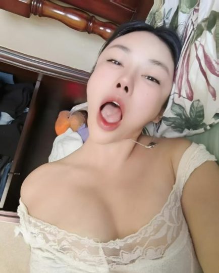南京少妇够骚够浪-91茶馆