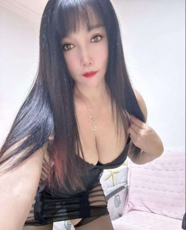 白皙丰满水娃-91茶馆