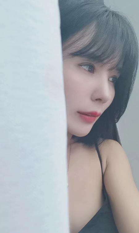 放的开小姐姐淡抹-91茶馆