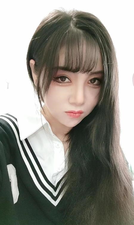 小市地铁站年轻美女-91茶馆