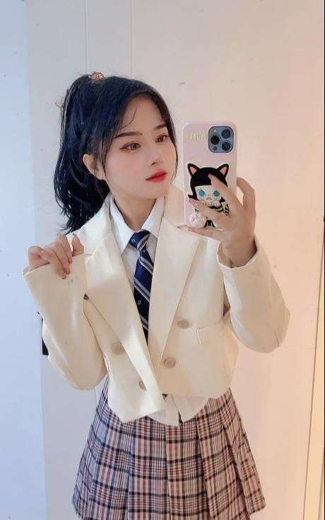 JK制服软妹子-91茶馆