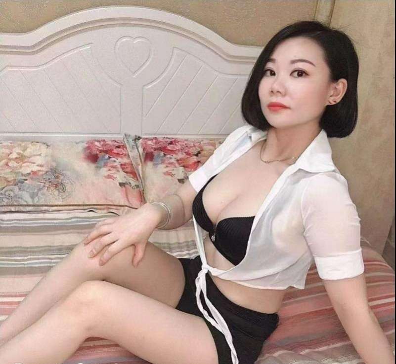 体育场小白白-91茶馆