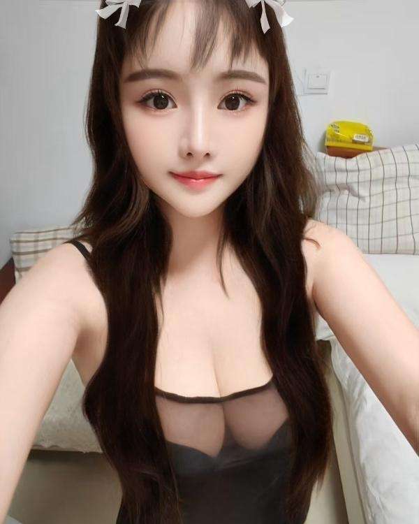 613