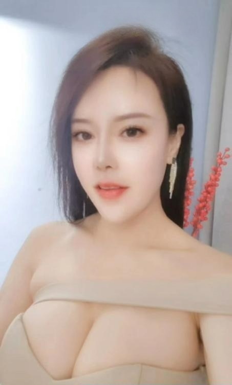 宠幸爆乳女王-91茶馆