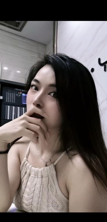 龙华地铁站樱子小姐姐-91茶馆