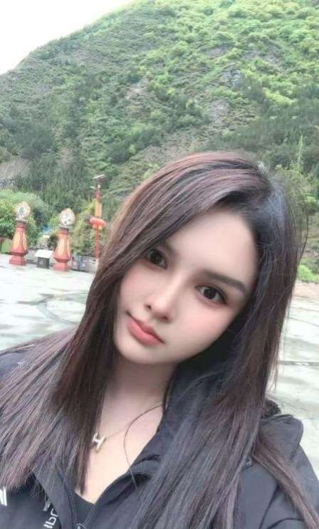 大胸小奶猫-91茶馆
