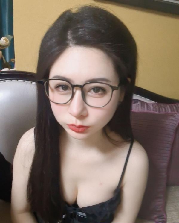 服务好身材棒的小艺-91茶馆