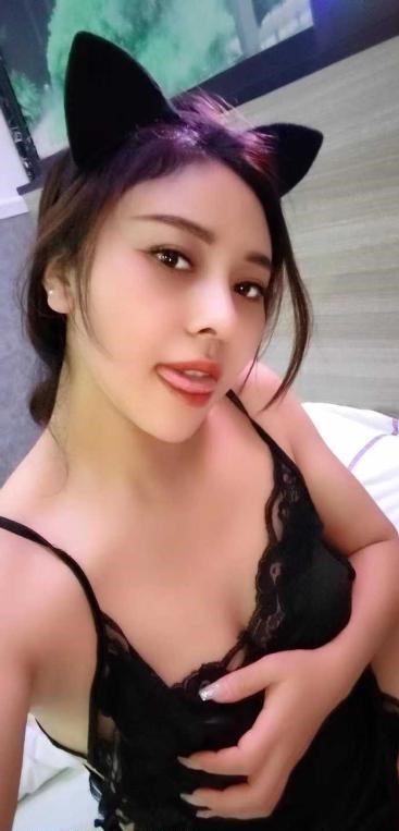天河舌吻西双版纳美女-91茶馆