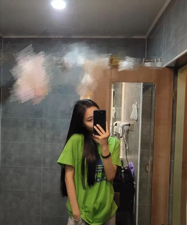 俏皮小可爱雨夏-91茶馆