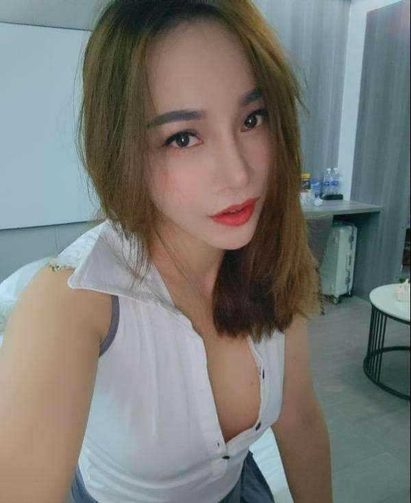 风骚型大长腿少妇-91茶馆