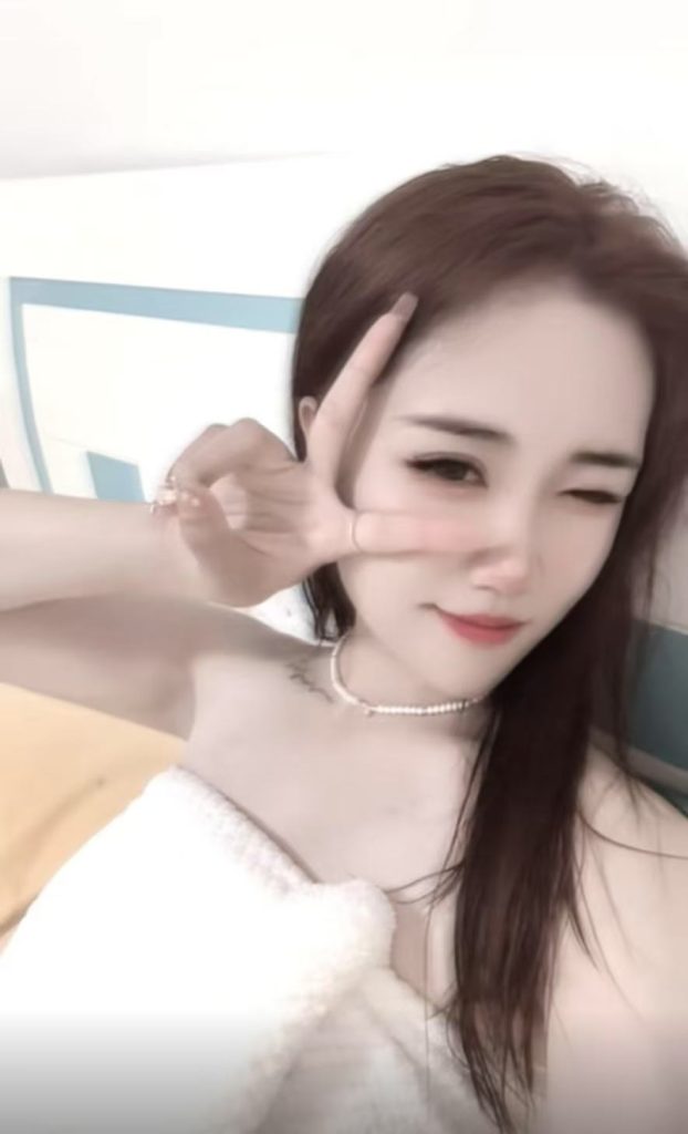 fa6efb966040b082d934a05d430db1ea