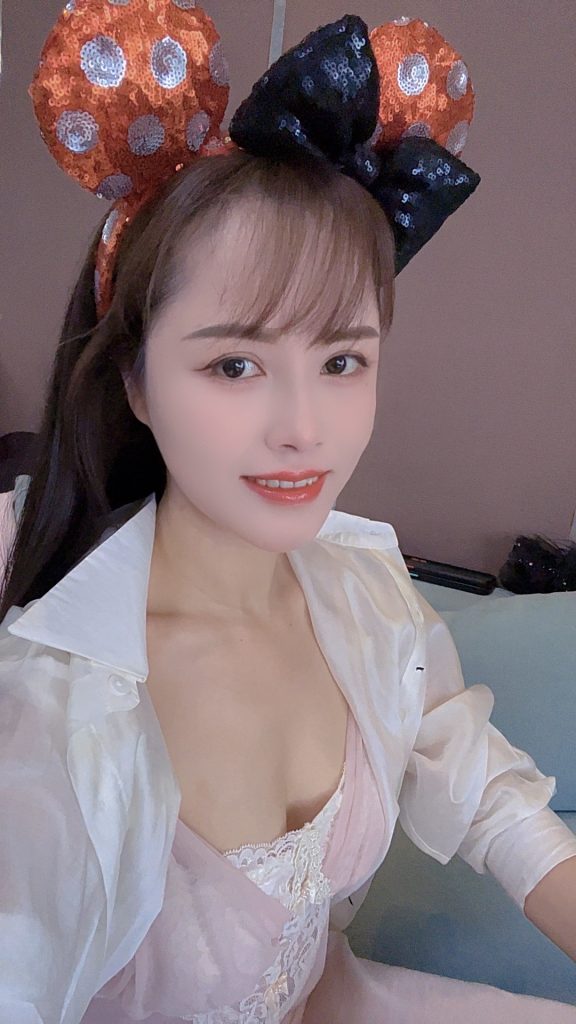 性感长腿御姐-91茶馆